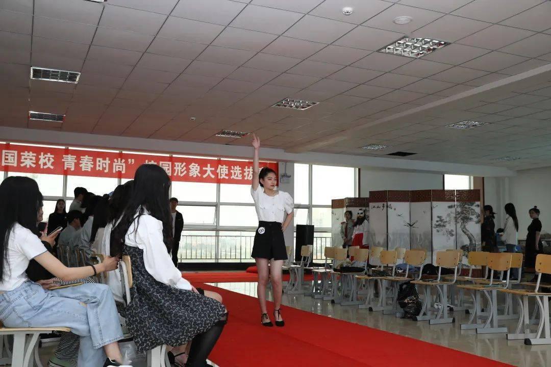 暖！太原公安杏花岭派出所民警到重症病房为患者补办证件